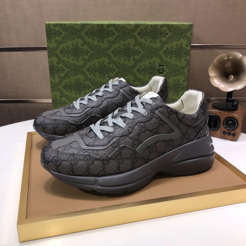 G*u*i casual shoes
